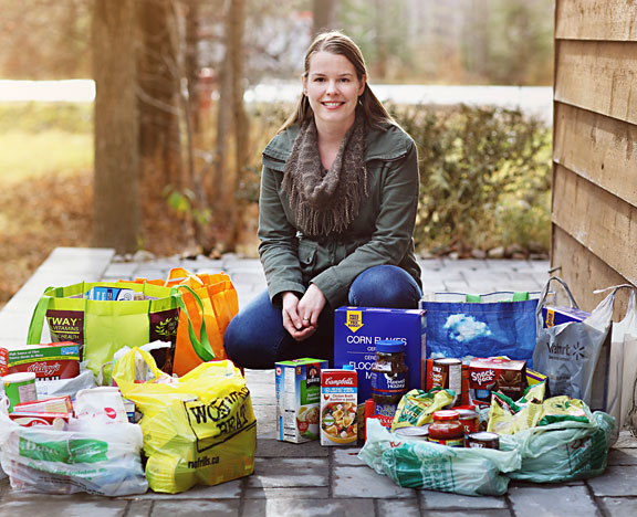 Kelly Rawlinson Creative Photography collected 125 lbs of food as well as monetary donations for the Georgina Food Bank.