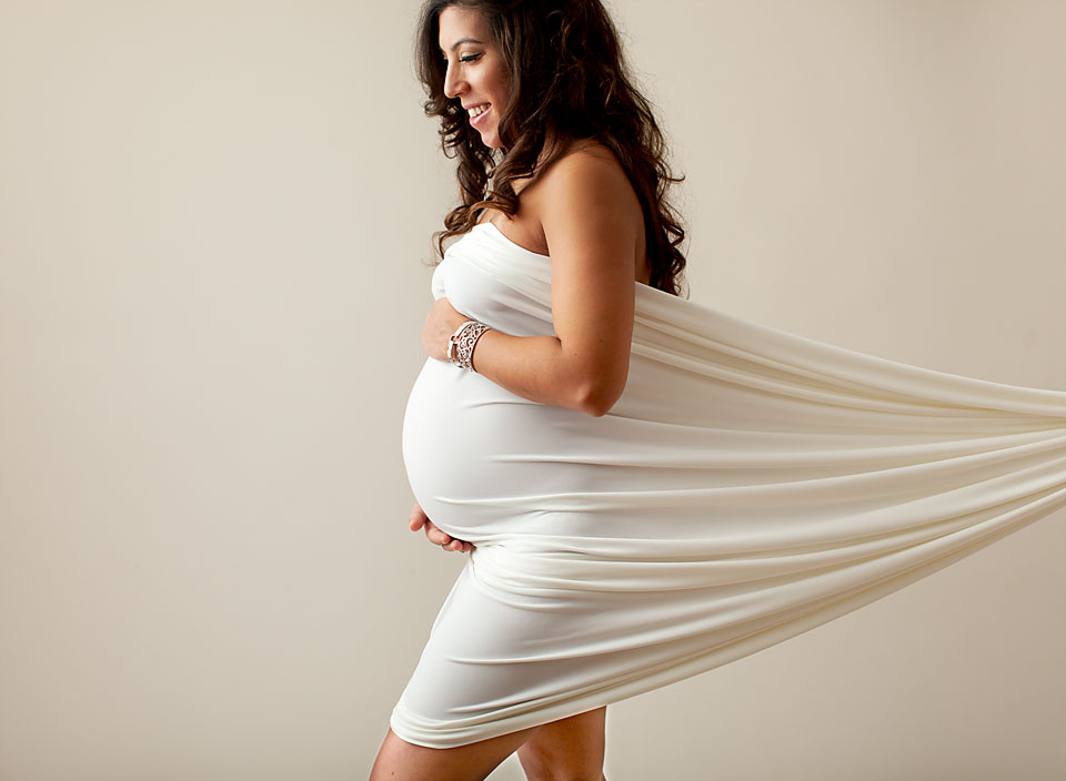 creative-maternity-photos