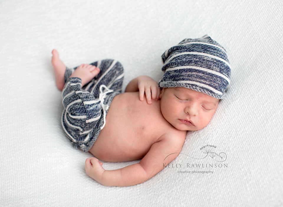 Amazing newborn photography in Keswick Ontario