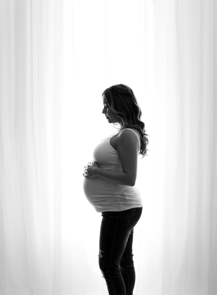 Beautiful-baby-bump-Uxbridge
