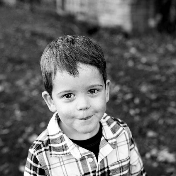 Black and white photo taken at family photoshoot near Newmarket