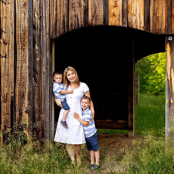 Rustic family photos, York Region, Ontario